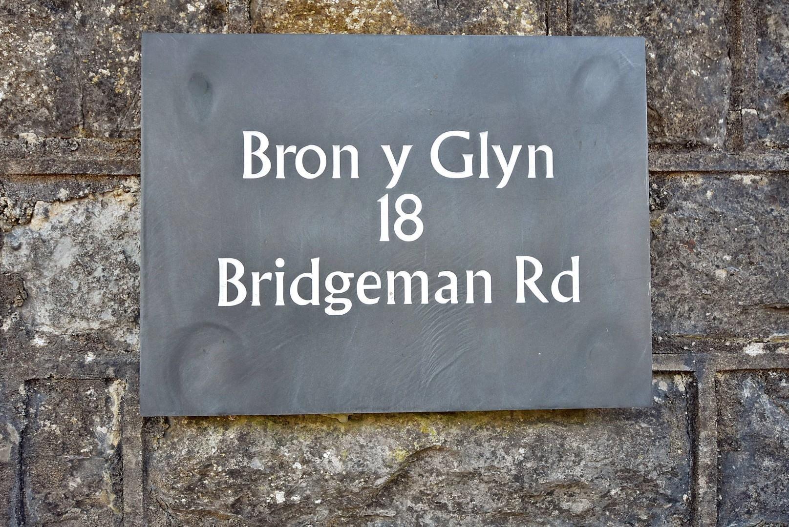 14 Bron Y Glyn Apartments, 18 Bridgeman Road, Penarth, CF64 3AW